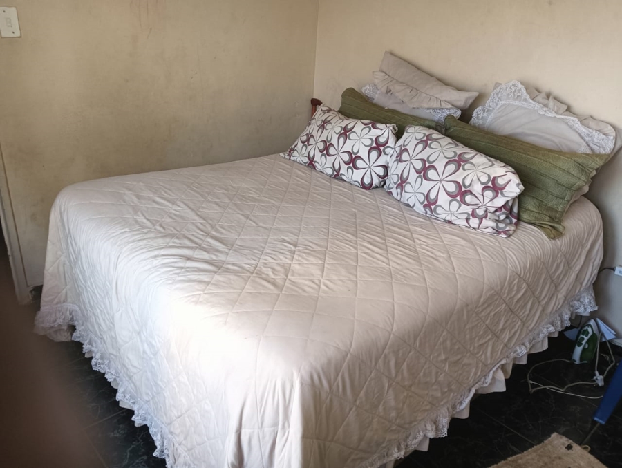 2 Bedroom Property for Sale in Geelhoutpark North West